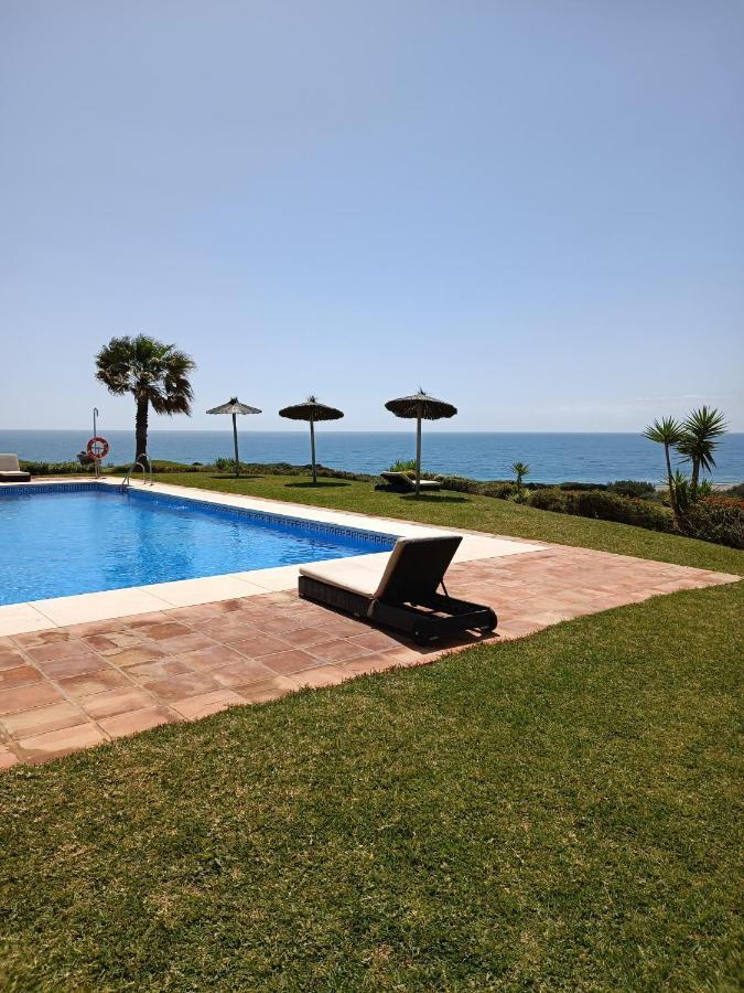 Amplio Apartamento En Portofino Alcaidesa Exterior photo